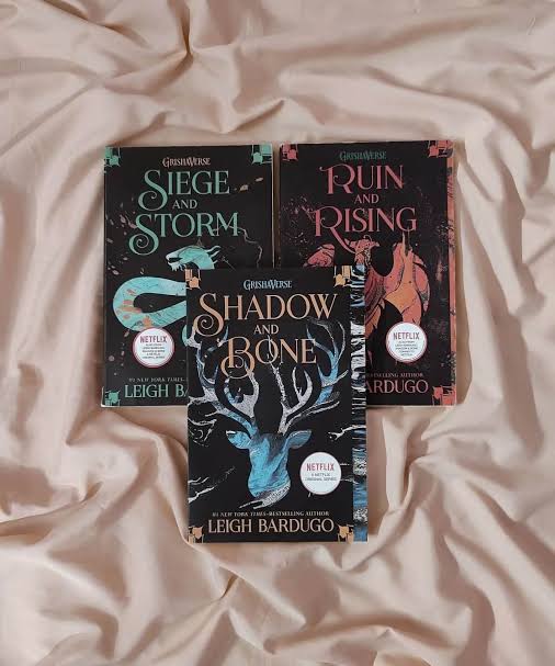 The Shadow and Bone Trilogy Series (3 Books) by Leigh Bardugo